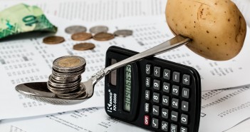 Ten Ways Congregations Can Promote the Financial Wellbeing of Clergy
