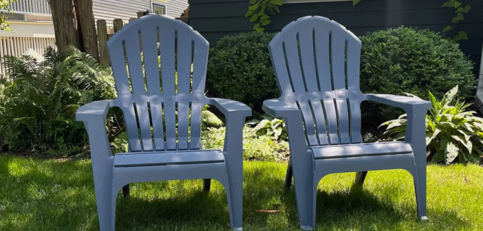 Adirondack chairs in the front yard. Photo by Nancy E. Anderson from evanstonroundtable.com