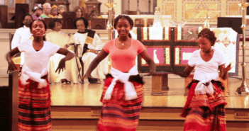 Ugandan praise dancers from St. Mark’s Church, Van Nuys, perform at the 2022 Juneteenth Evensong at St. John’s Cathedral. Photo: Janet Kawamoto